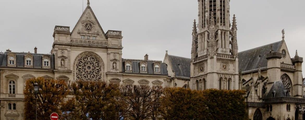 , Potagers, terrasses, espaces solidaires&hellip; &Agrave; la d&eacute;couverte des anciennes mairies du centre de Paris