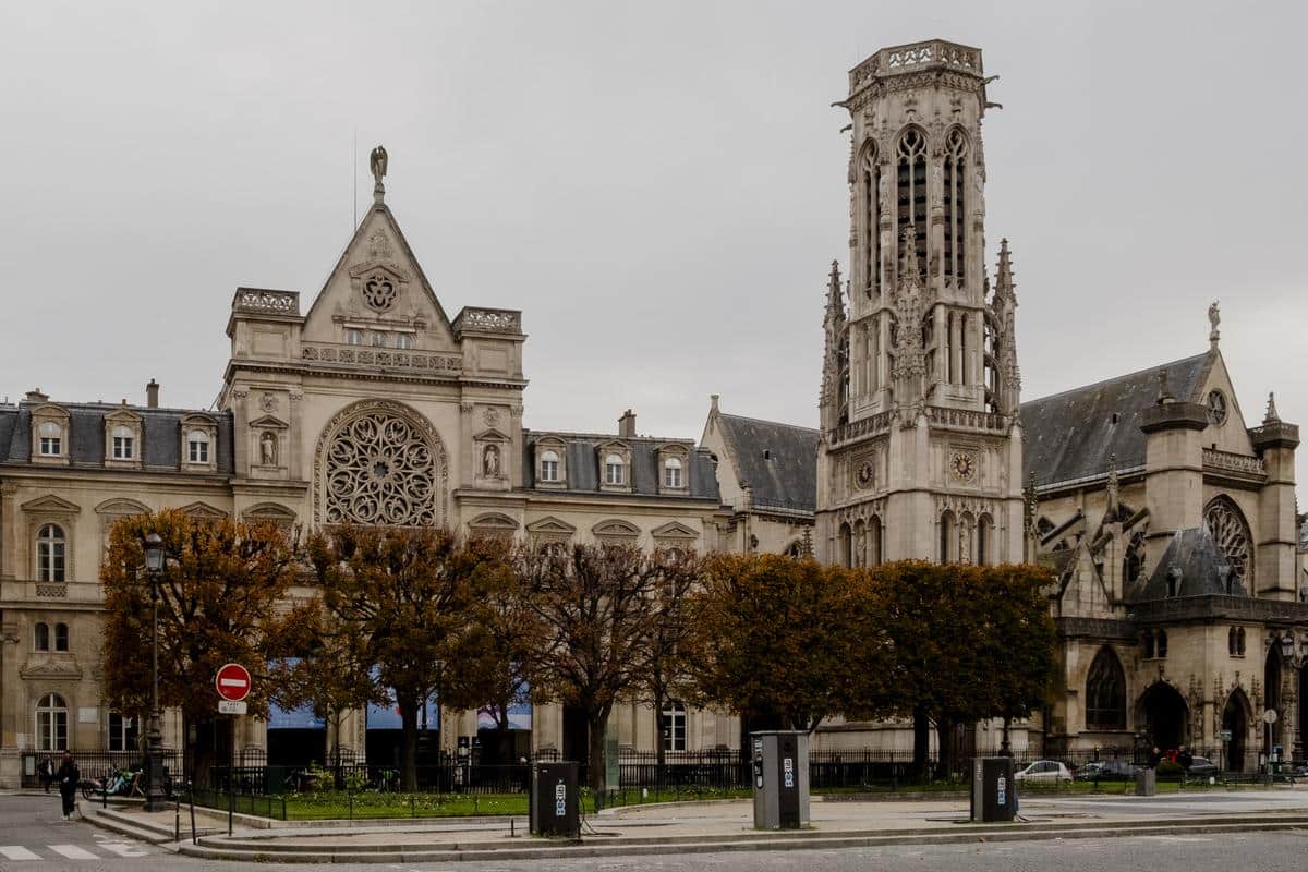 , Potagers, terrasses, espaces solidaires&hellip; &Agrave; la d&eacute;couverte des anciennes mairies du centre de Paris