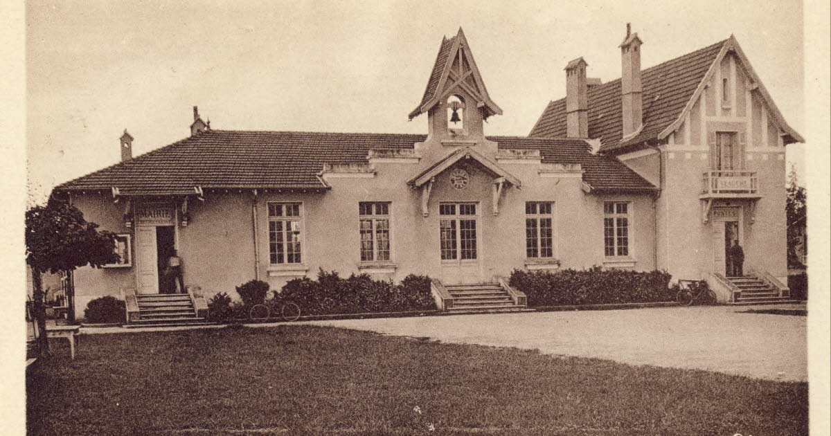 , Veauche Construite sous la municipalit&eacute; de Jacques Raffin, la mairie f&ecirc;te ses 100 ans