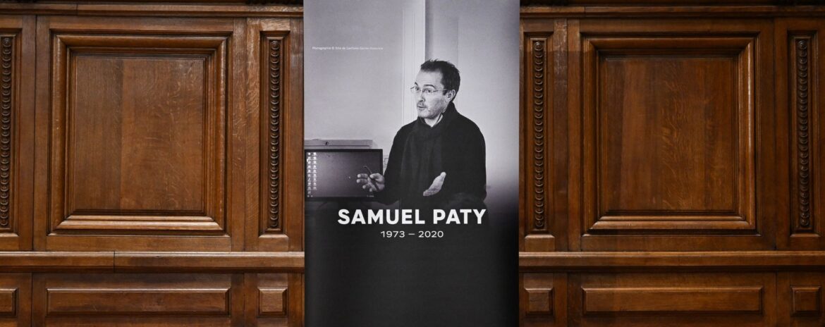 , La s&oelig;ur de Samuel Paty attaque en justice la ville de Conflans-Sainte-Honorine