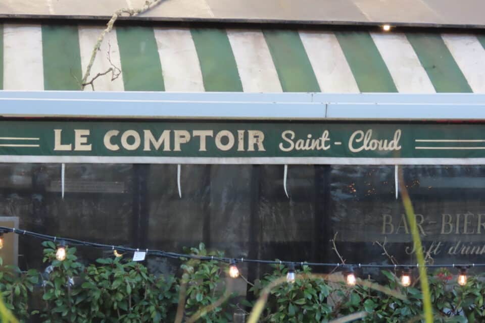La brasserie Le Comptoir accueillait régulièrement la famille Le Pen
