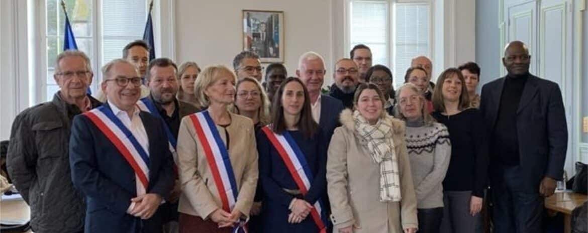, Seine-et-Marne ; apr&egrave;s son &eacute;lection, le conseil municipal lance ses premiers travaux
