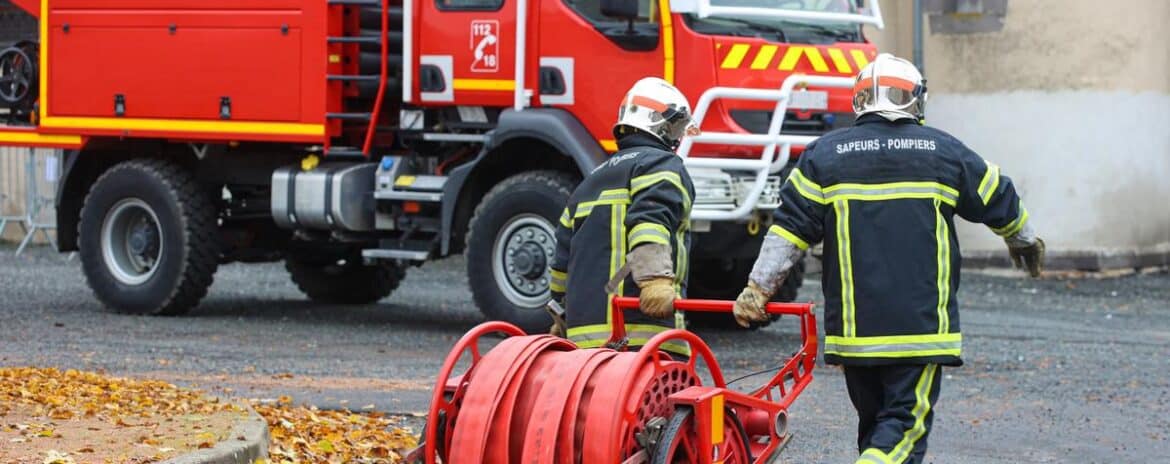 , Val-d&rsquo;Oise : un homme &eacute;crou&eacute; pour double homicide dans l&rsquo;incendie de caravanes
