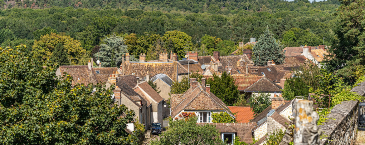 , Le village pr&eacute;f&eacute;r&eacute; des Fran&ccedil;ais 2025 : une commune des Yvelines en comp&eacute;tition