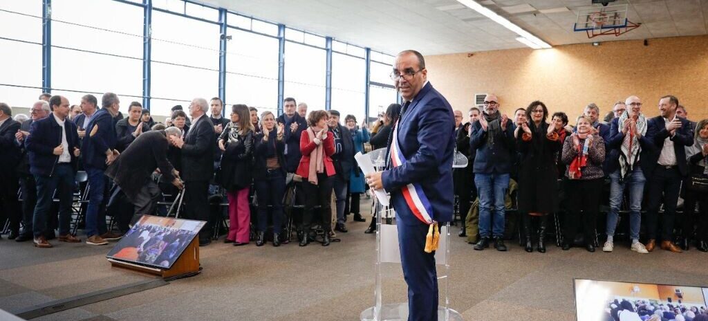 , Malgr&eacute; la sentence du Conseil d&rsquo;&Eacute;tat, ce maire du Val-de-Marne reprend les r&ecirc;nes de sa commune