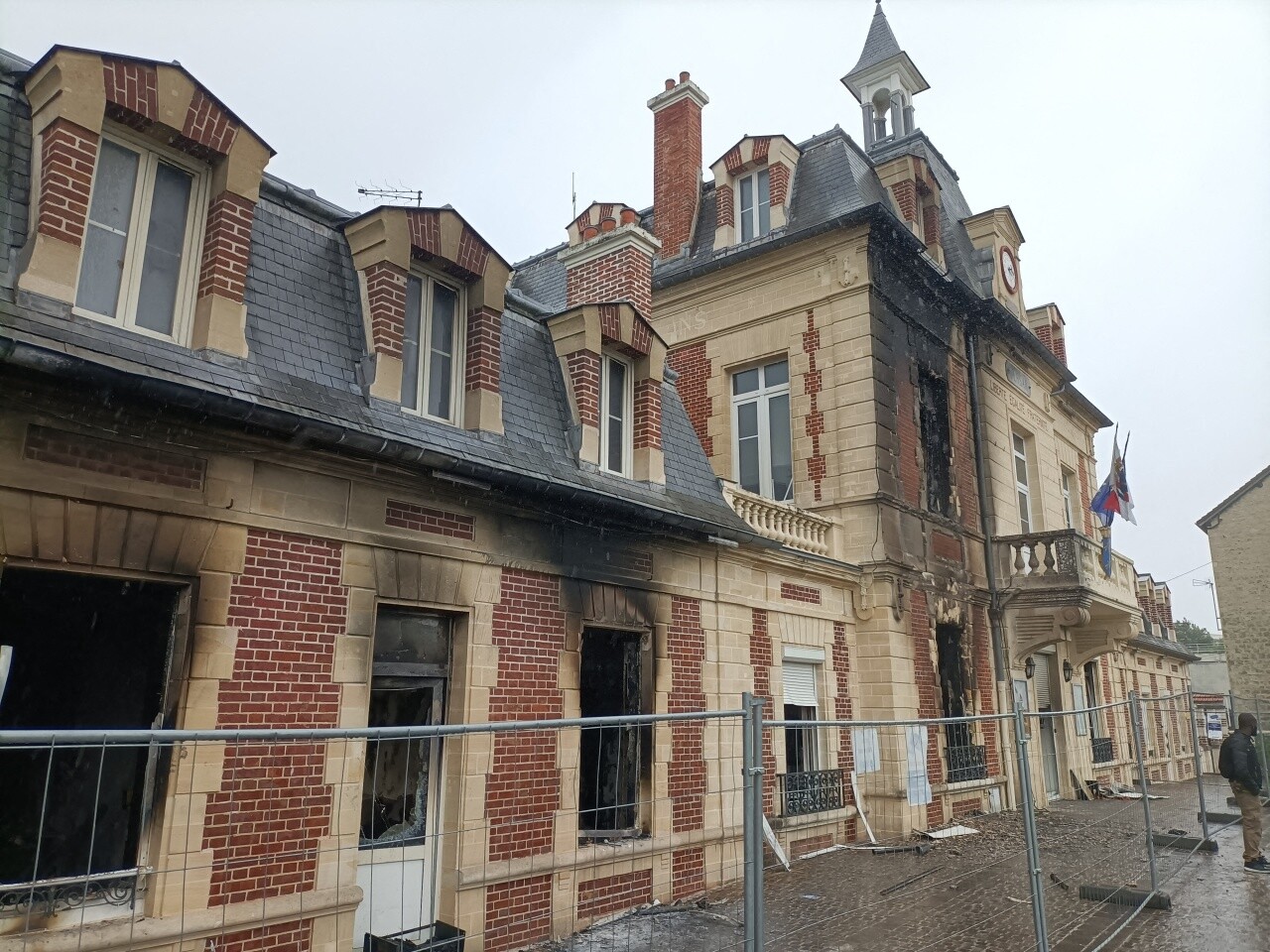 , Val-d&rsquo;Oise : 8,3 millions d&rsquo;euros d&rsquo;aides pour les villes touch&eacute;es par les violences urbaines