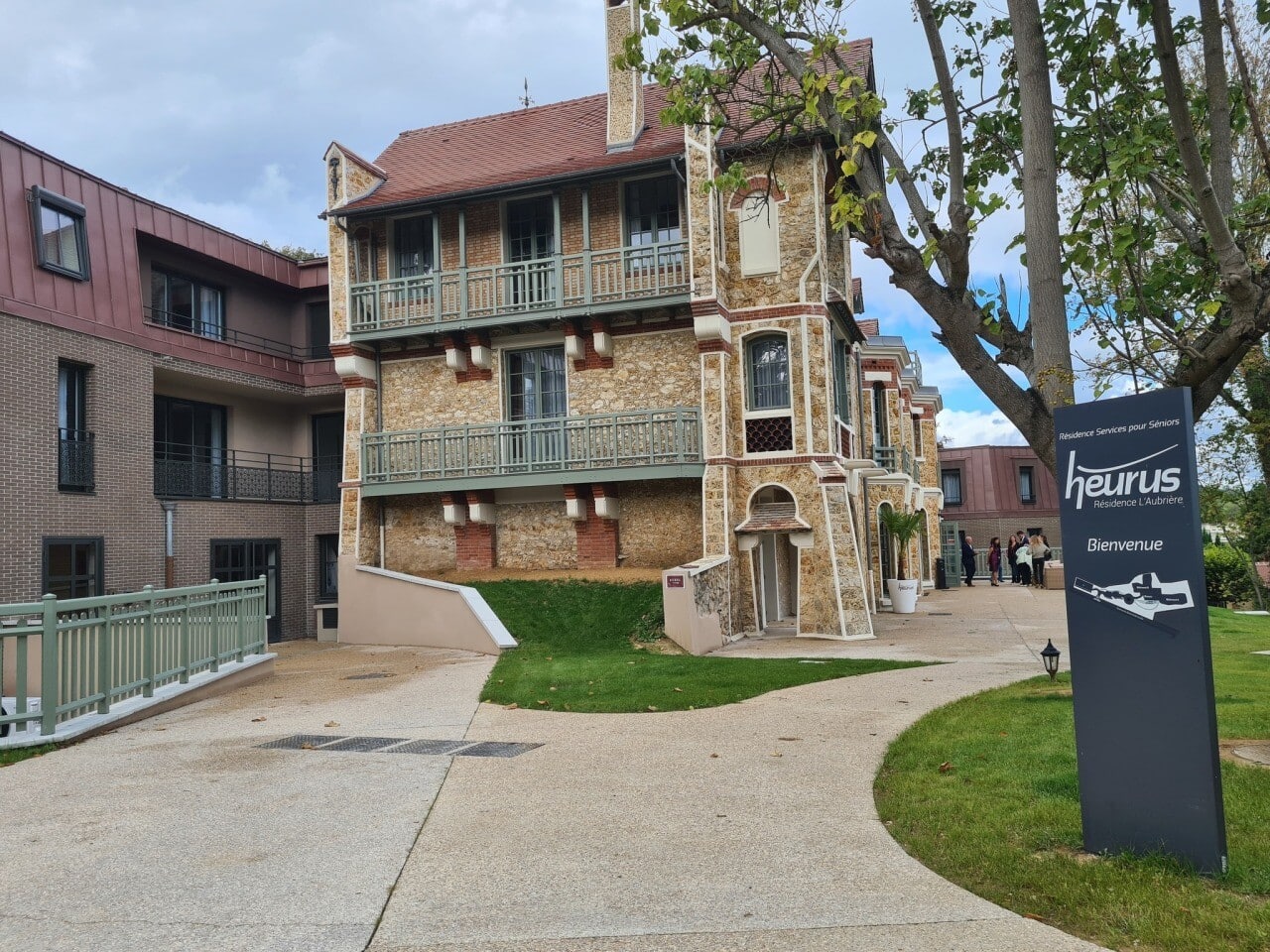 , Fermeture d&rsquo;une r&eacute;sidence s&eacute;nior des Yvelines : 40 personnes &acirc;g&eacute;es risquent de se retrouver &laquo; &agrave; la rue