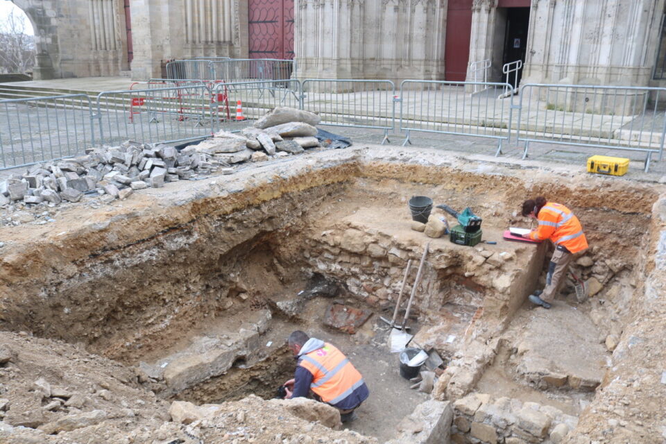 Visite Diagnostic arch&eacute;ologique abords coll&eacute;giale Mantes-la-Jolie