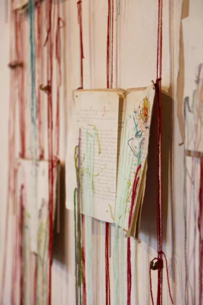 , Essonne : une exposition pour reprendre le fil du langage aux Archives D&eacute;partementales de Chamarande