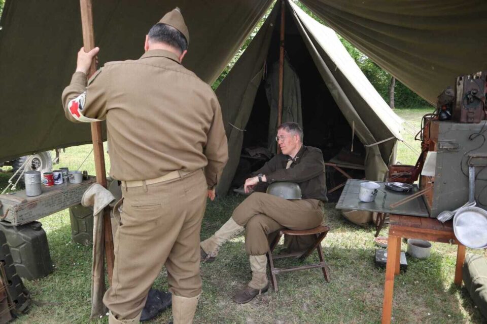 La reconstitution du campement était réalisée par l'incontournable Union Jeep Vexin.
