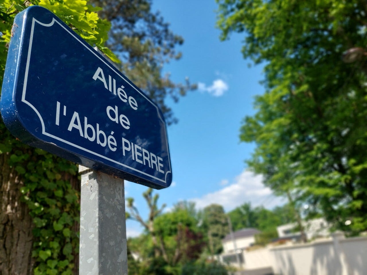 , L&rsquo;all&eacute;e de l&rsquo;Abb&eacute; Pierre bient&ocirc;t d&eacute;baptis&eacute;e dans cette ville de Seine-et-Marne