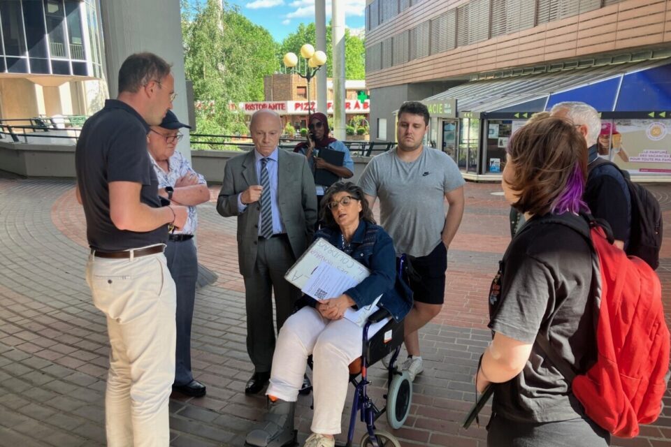 Le collectif d'habitants s'est rendu &agrave; deux reprises en mairie d'Elancourt pour exprimer son m&eacute;contentement.