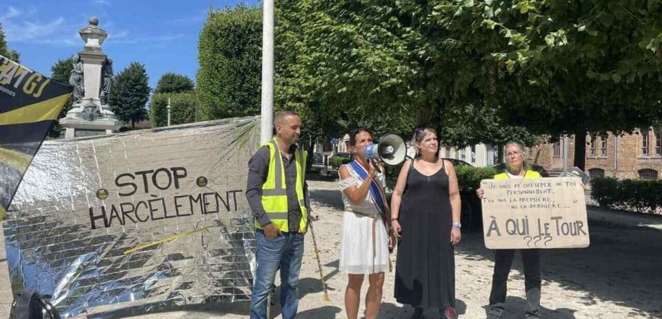 , En Seine-et-Marne, plusieurs agents accusent un responsable municipal de harcèlement : la mairie répond