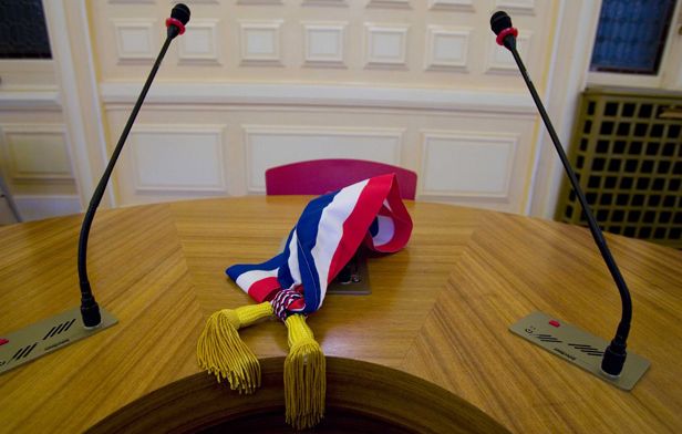 , Le maire de Melun Kadir Mebarek refuse d&rsquo;&laquo; effacer son histoire …