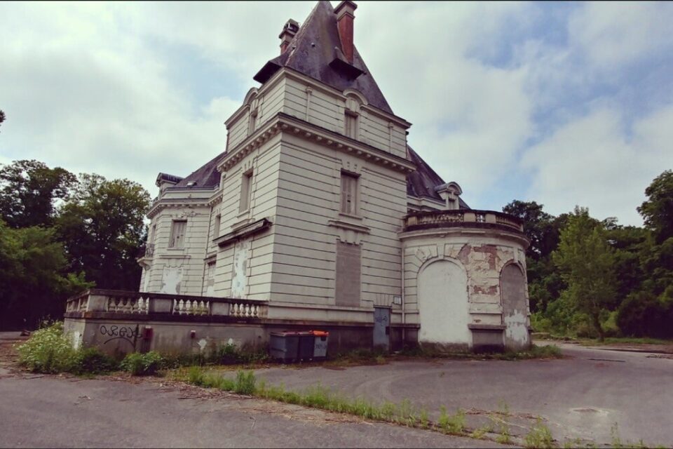 Les &eacute;lus de Samois-sur-Seine ont demand&eacute; le classement du ch&acirc;teau de Bellefontaine aux Monuments historiques