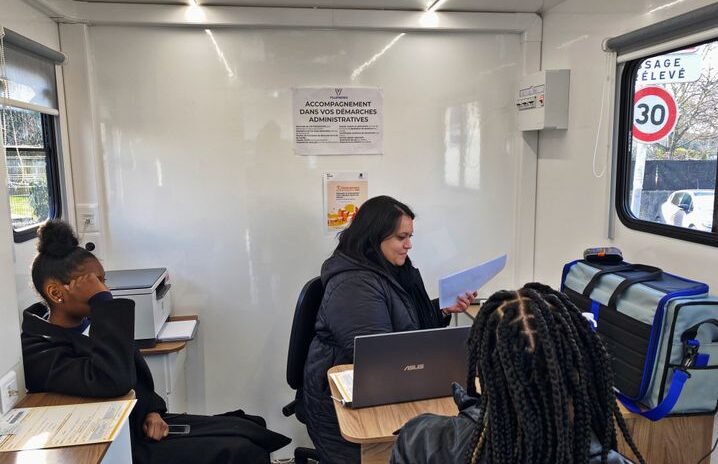 , Seine-et-Marne : Une mairie ambulante d&eacute;livre les titres d&rsquo;identit&eacute; …