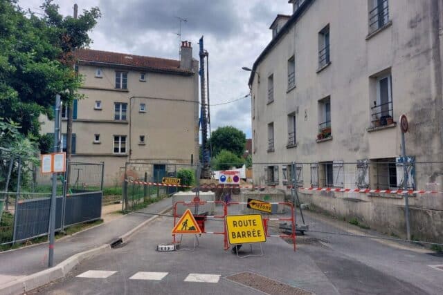 , Essonne : ferm&eacute; depuis plusieurs mois, ce pont jug&eacute; &laquo; fragile &raquo; sera d&eacute;moli puis reconstruit
