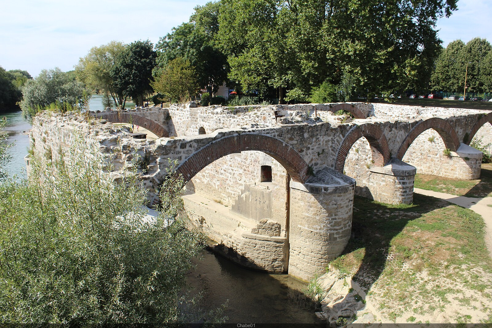 , Les ruines du Moulin de Chelles, une curiosit&eacute; en Seine-et-Marne
