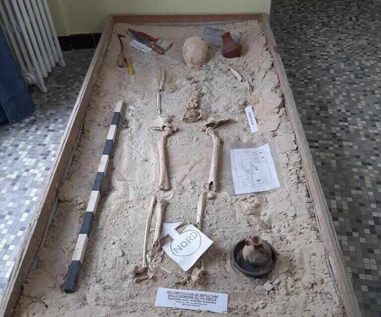 R&eacute;sultats de fouilles arch&eacute;ologiques, histoire du village et nombreuses anecdotes sont &agrave; d&eacute;couvrir au mus&eacute;e municpal de Sainte-Mesme (Yvelines).