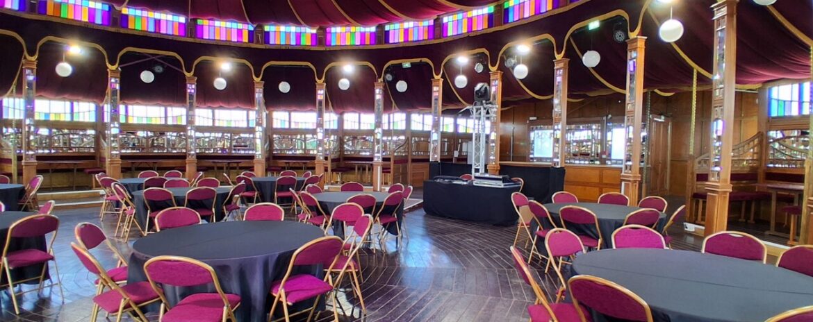 , Essonne : cette ville inaugure son &laquo;&nbsp;Magic Mirrors&nbsp;&raquo;, un nouveau lieu de rencontre, de convivialit&eacute;
