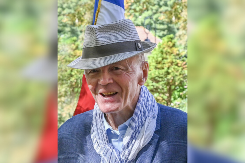 Guy Pettenati est l'ancien maire de Chevilly-Larue, o&ugrave; il a &eacute;t&eacute; le premier &eacute;lu de 1977 &agrave; 2003.