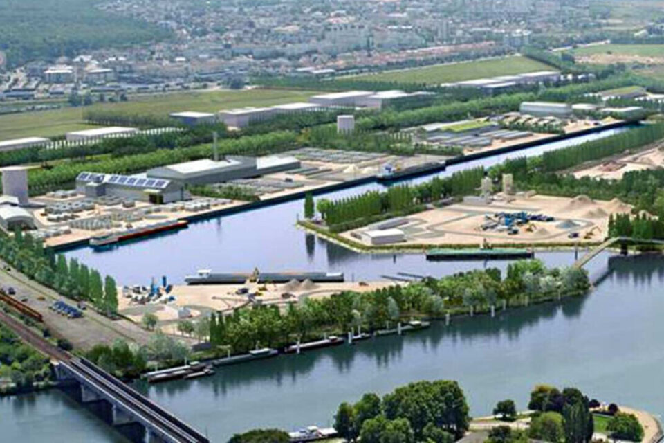 Le Port Seine-m&eacute;tropole Ouest se trouve &agrave; la confluence de la Seine et de l'Oise &agrave; Ach&egrave;res, en face d'Andr&eacute;sy et Conflans-Sainte-Honorine.