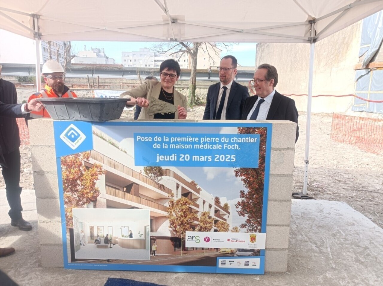 , Avec une 14e d&eacute;mission au sein du conseil municipal, ce maire des Yvelines n&rsquo;a plus personne sur sa liste