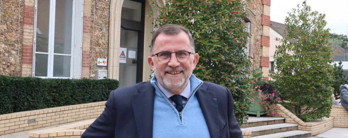 , &laquo; Je fais le choix d&rsquo;arr&ecirc;ter, mon successeur est pr&ecirc;t &raquo; : ce maire des Yvelines ne fera pas le mandat de trop