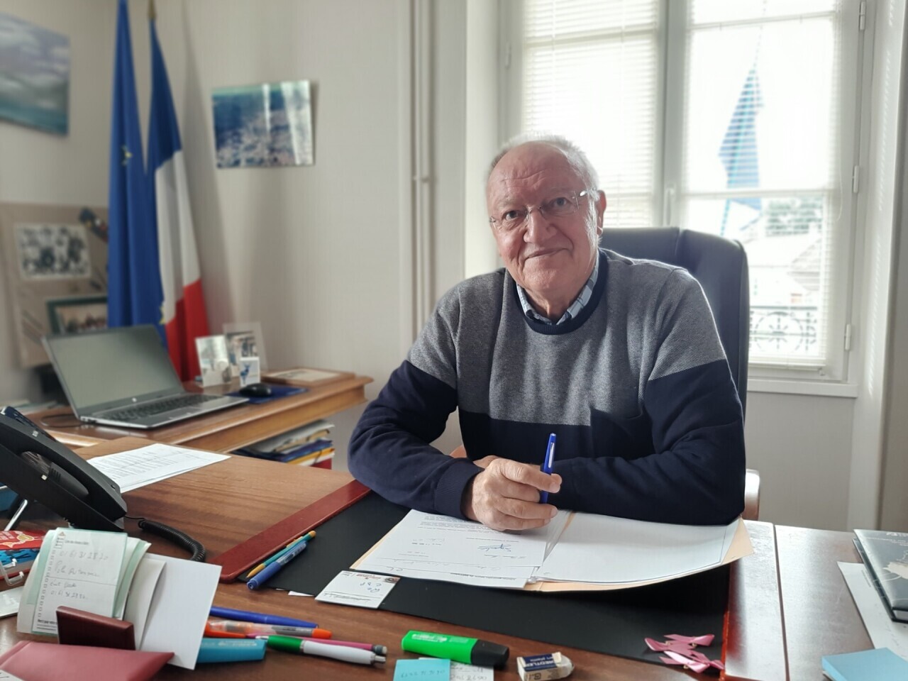 , « Le téléphone ne sonnera plus » : après 190 conseils municipaux, ce maire des Yvelines va raccrocher