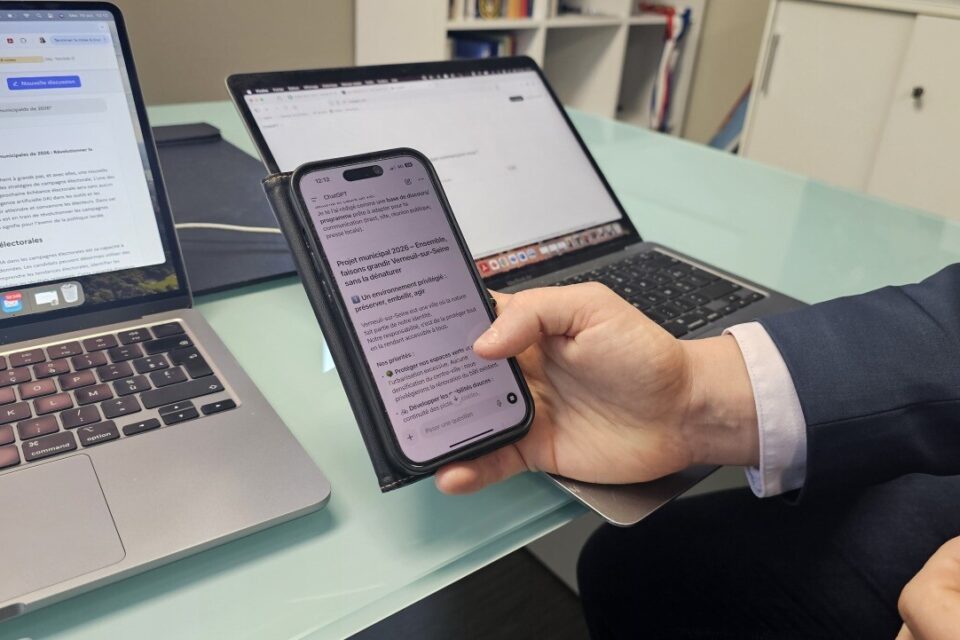 , M&eacute;fiance : l&rsquo;intelligence artificielle pourrait bien &ecirc;tre le candidat invisible des Municipales 2026