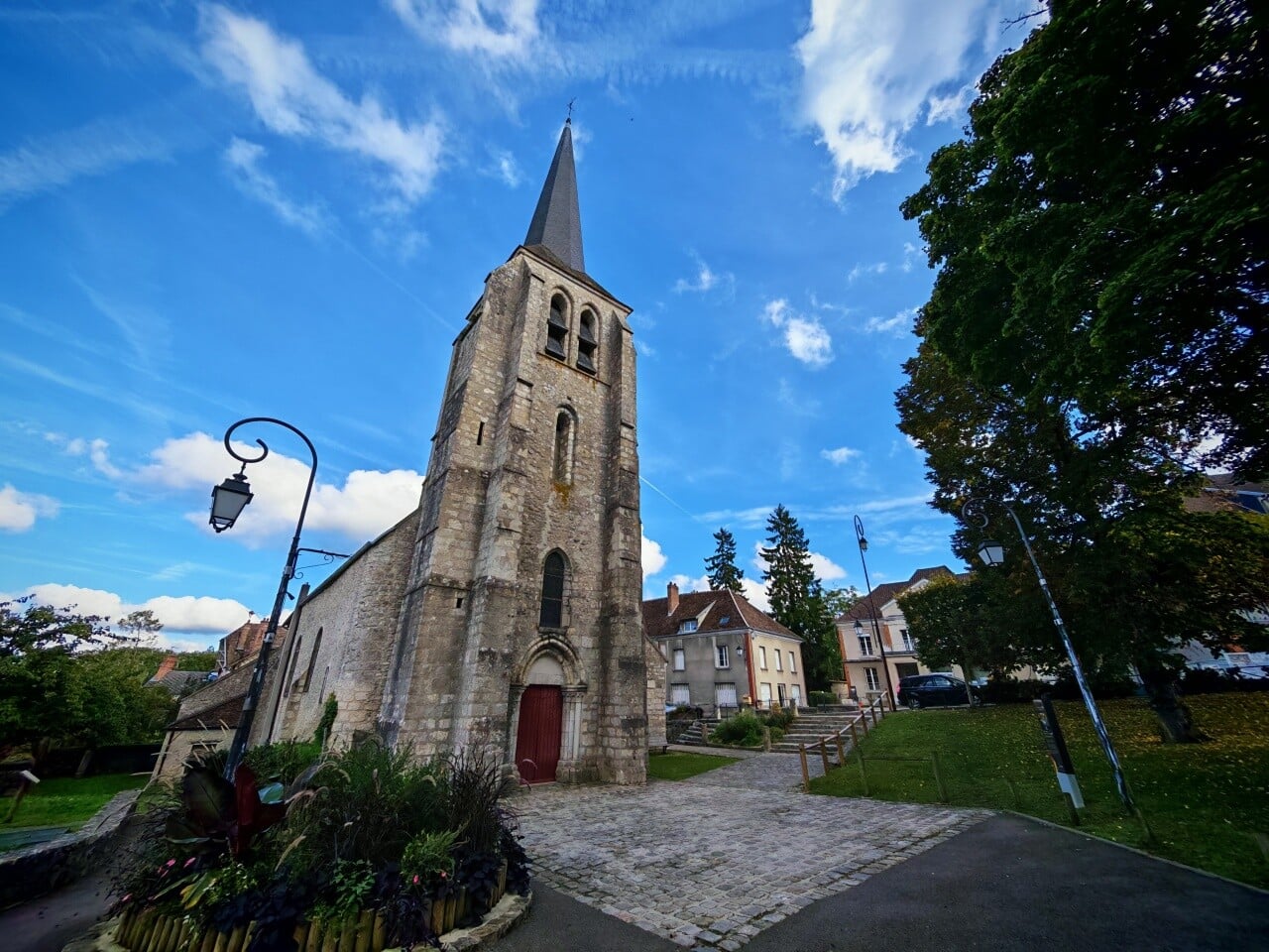 , Seine-et-Marne. &laquo;&nbsp;Une souffrance pour les familles&nbsp;&raquo;: cette &eacute;glise va enfin devenir accessible &agrave; tous