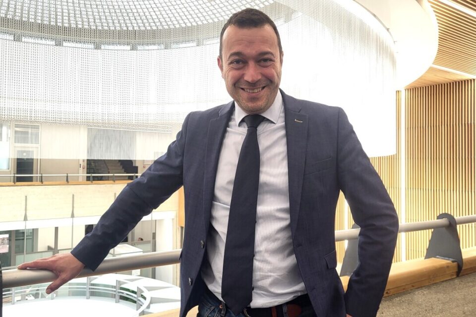 Rapha&euml;l Cognet (maire de Mantes-la-Jolie) (octobre 2025)