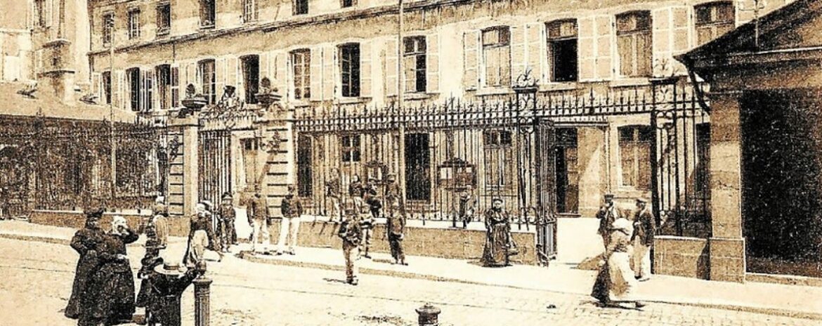 , Brest : de chez le maire à la place de la Liberté, histoire d’une mairie en mouvement