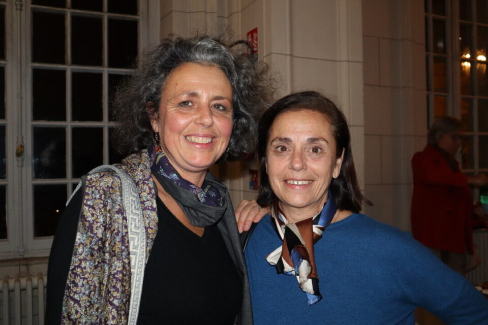 Caroline (à g.) et Hélène, bénévoles depuis 17 ans.