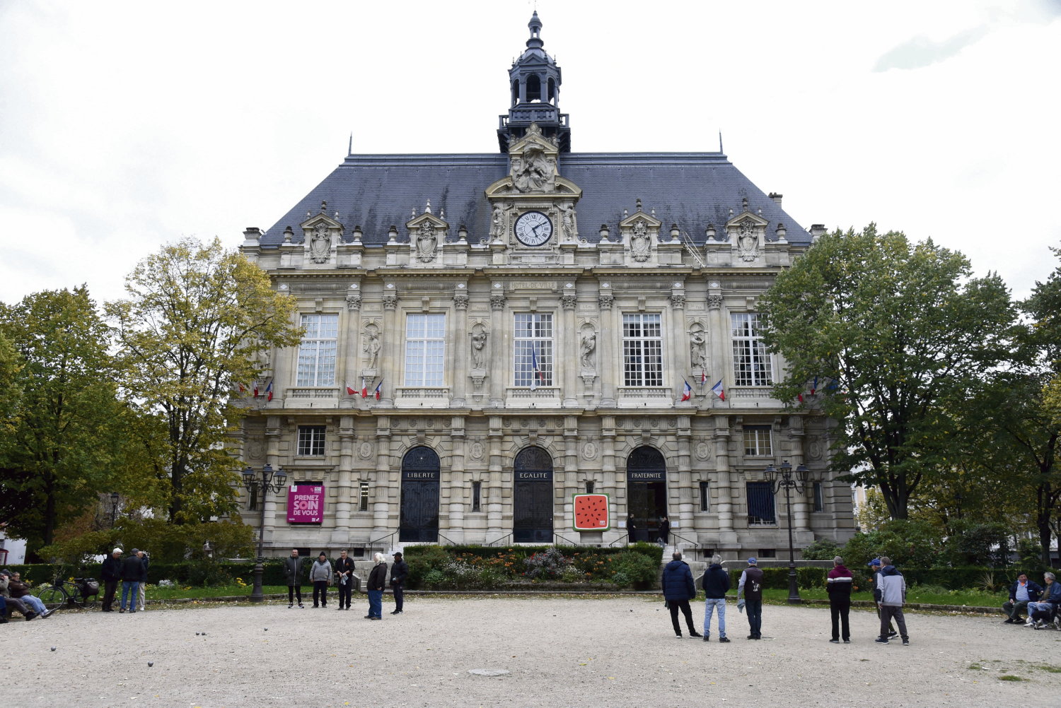 , À Ivry-sur-Seine, l’onde de choc #MeToo fait vaciller la mairie communiste