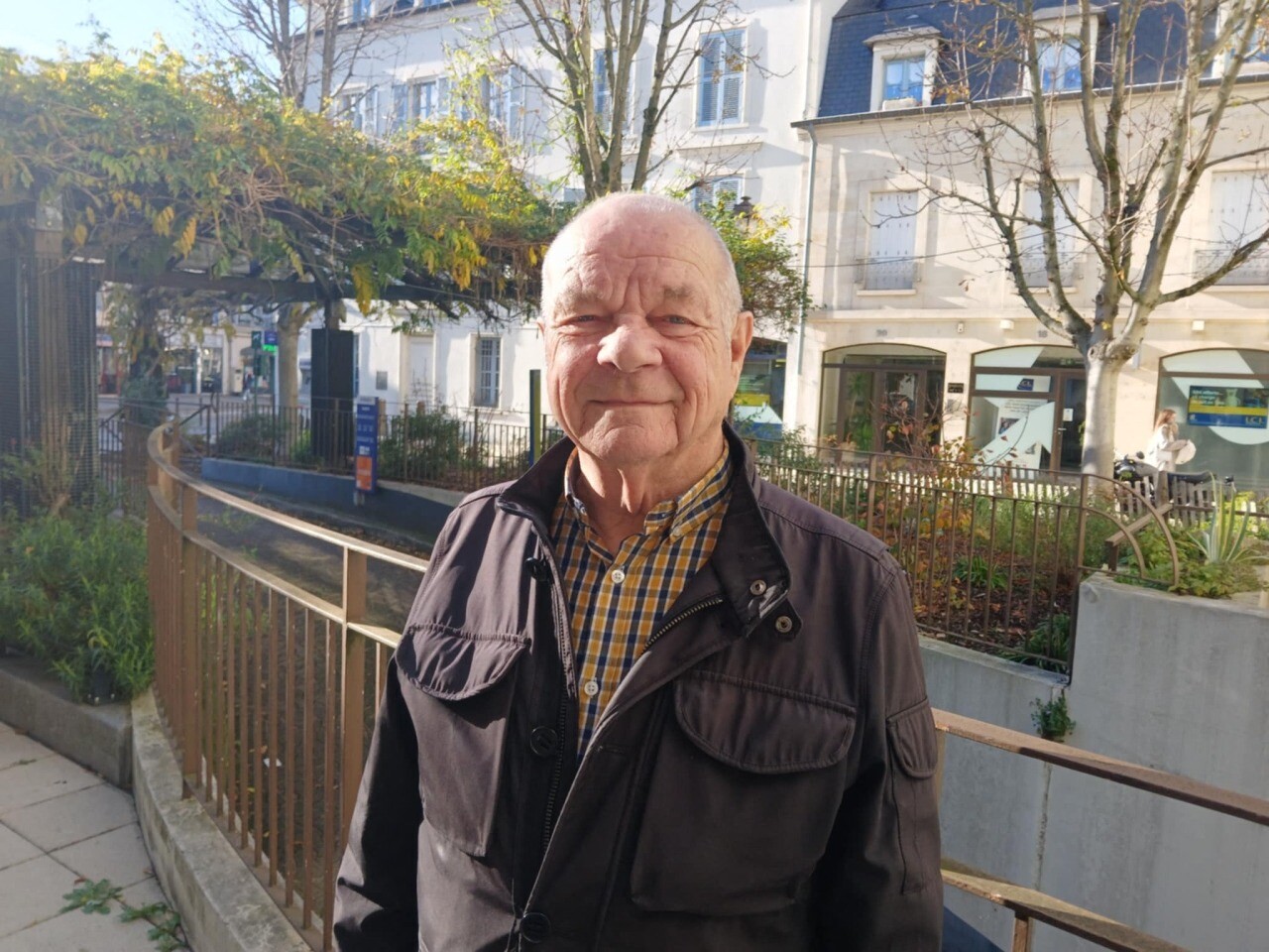 , « Je connais le nom de tous les habitants » : en poste depuis 36 ans, ce maire des Yvelines tire sa révérence