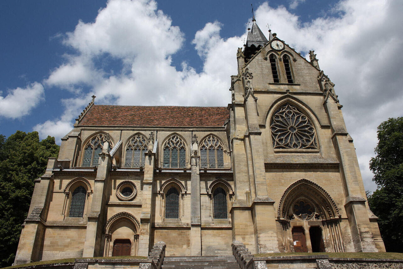 , L&rsquo;&eacute;glise du XIIIe si&egrave;cle de cette commune du Val-d&rsquo;Oise comme vous ne l&rsquo;avez jamais vue
