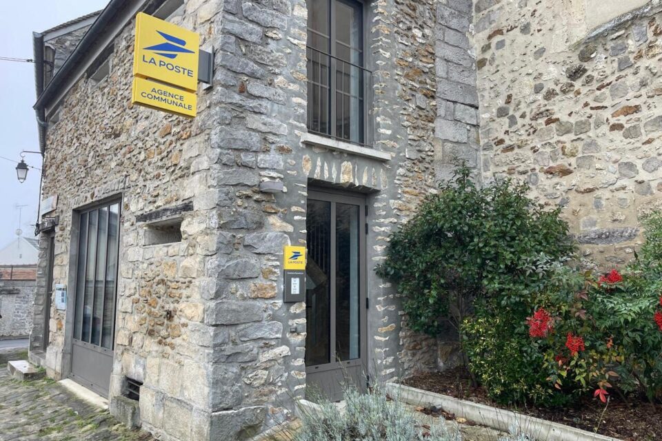 La nouvelle agence postale communale est situ&eacute;e au 5 rue de l'Eglise, &agrave; Chailly-en-Bi&egrave;re