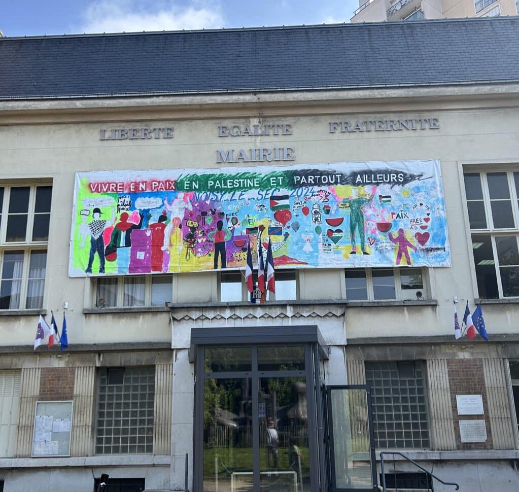 , Seine-Saint-Denis. &laquo;&nbsp;Une atteinte grave &agrave; la neutralit&eacute;&nbsp;&raquo; : une fresque peinte par des enfants d&eacute;croch&eacute;e