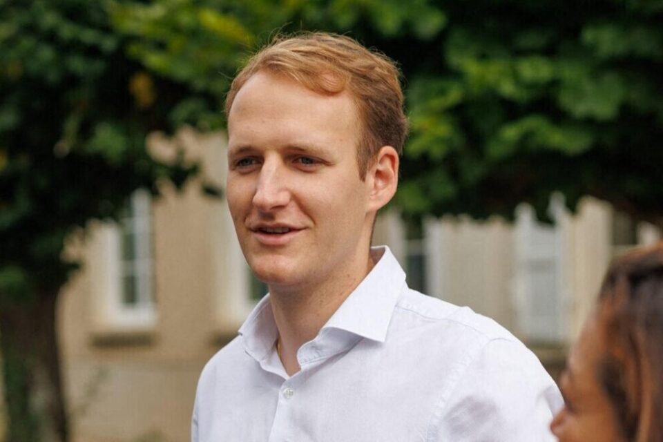 Pierre-Louis Brière, 28 ans, est le plus jeune candidat à Magny-les-Hameaux (Yvelines).