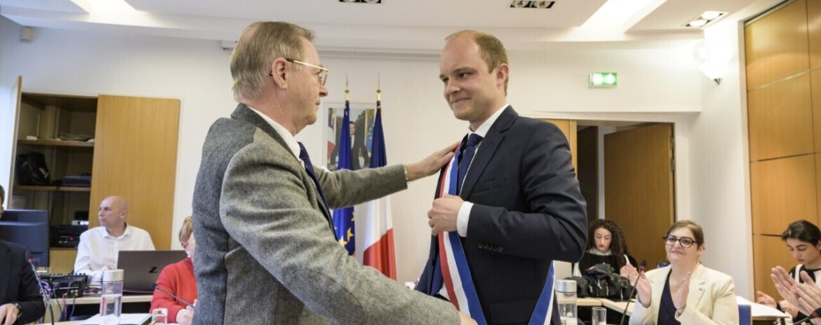 , Apr&egrave;s avoir r&eacute;alis&eacute; son &laquo; r&ecirc;ve d&rsquo;enfant &raquo;, le nouveau maire de Houilles est pr&ecirc;t pour &laquo; relever les d&eacute;fis &raquo;