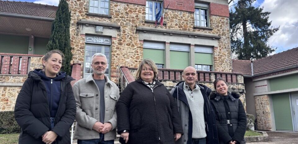 , Qui est St&eacute;phanie Petit, la nouvelle maire de ce village des Yvelines ?
