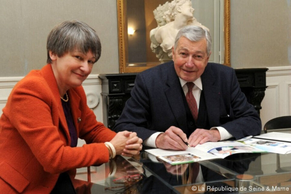 Jean-Jacques Fournier avec son &eacute;pouse, Line Magne, qui lui a succ&eacute;d&eacute; &agrave; la mairie de Moissy-Cramayel