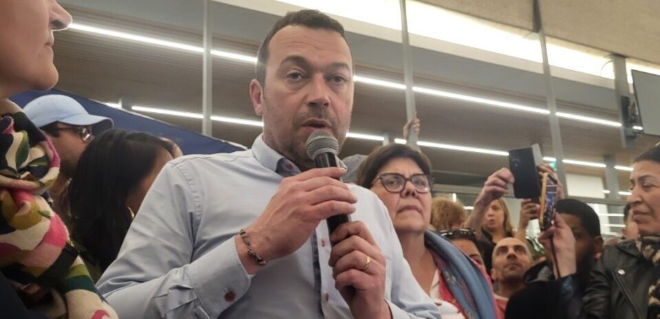 , Vid&eacute;o Municipales 2026 &agrave; Mantes-la-Jolie : Adama Gaye cr&eacute;e l&rsquo;exploit et &eacute;crit l&rsquo;Histoire