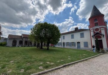 , Pourquoi des &eacute;tudiants en architecture arpentent les rues de cette commune de Seine-et-Marne ?