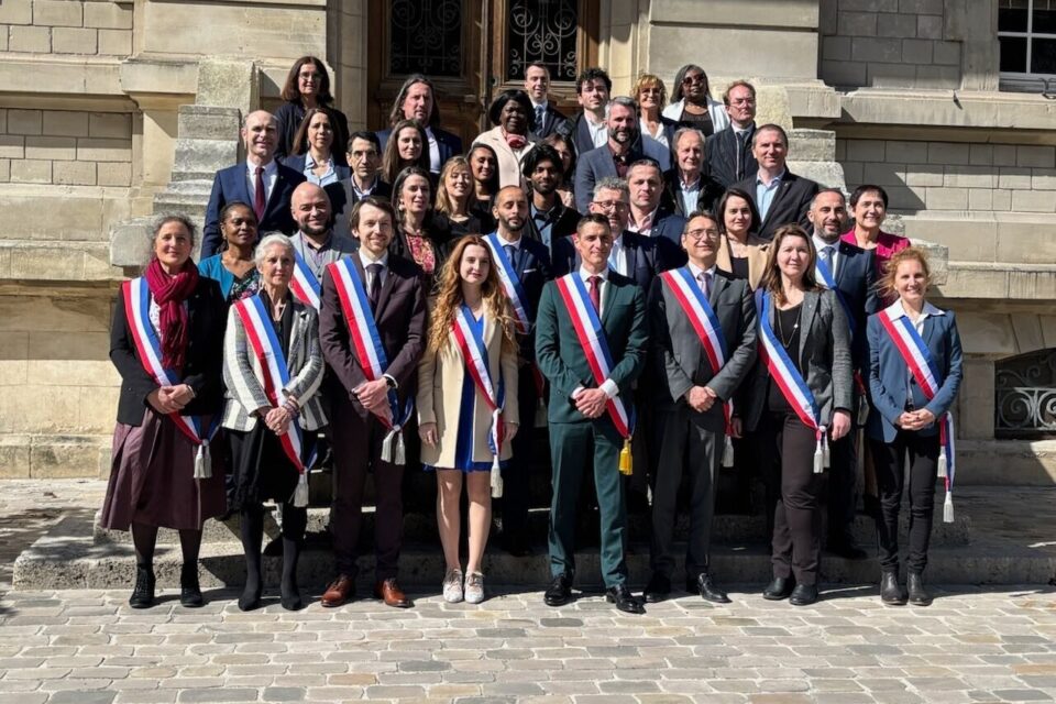 La nouveau conseil municipal au complet.