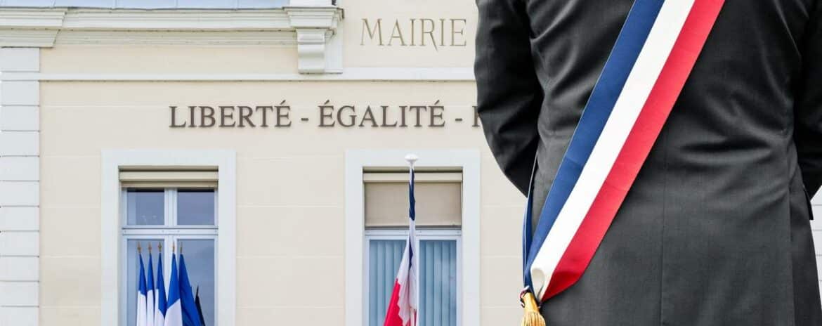, Dans le Val-d’Oise, un maire d’une commune de 18.000 habitants triple sa rémunération : mais comment les indemnités sont-elles calculées ?