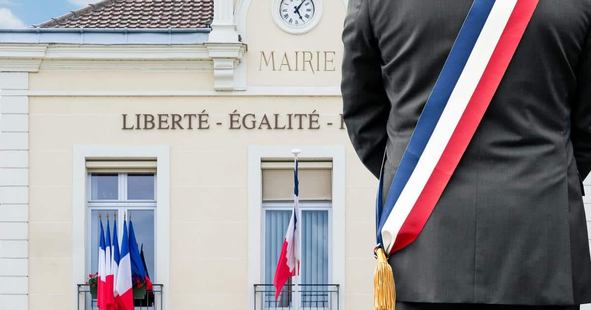 , Dans le Val-d’Oise, un maire d’une commune de 18.000 habitants triple sa rémunération : mais comment les indemnités sont-elles calculées ?