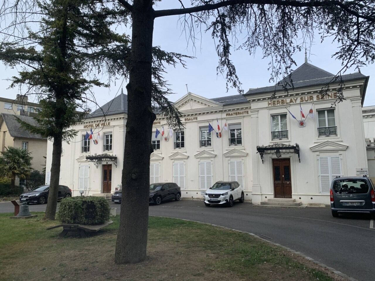 , Val-d&rsquo;Oise. La suspension et la mutation d&rsquo;une cadre de la mairie d&rsquo;Herblay-sur-Seine valid&eacute;es par la justice