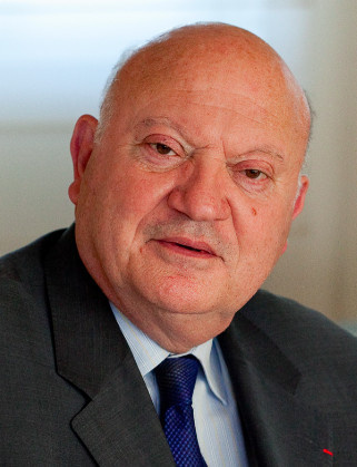 , André Santini, maire emblématique d’Issy-les-Moulineaux, est mort